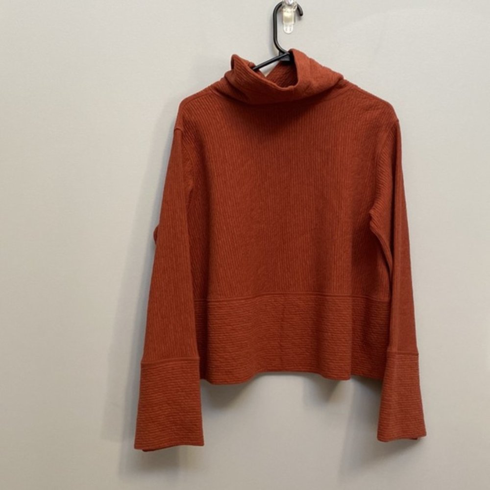❗️SOLD❗️2019 Lululemon Retreat Yourself Pullover Size XS/S - Picture 6 of 10